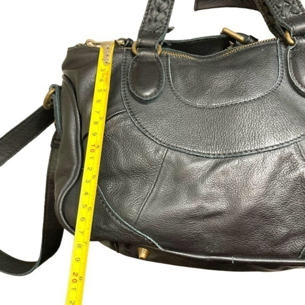 Liebeskind Berlin black leather crossbody bag - Picture 3 of 10